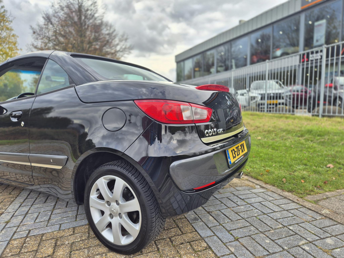 Mitsubishi Mitsubishi