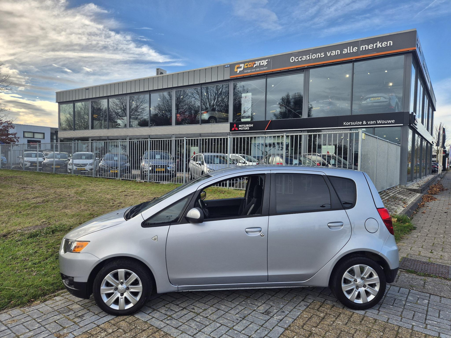 Mitsubishi Mitsubishi