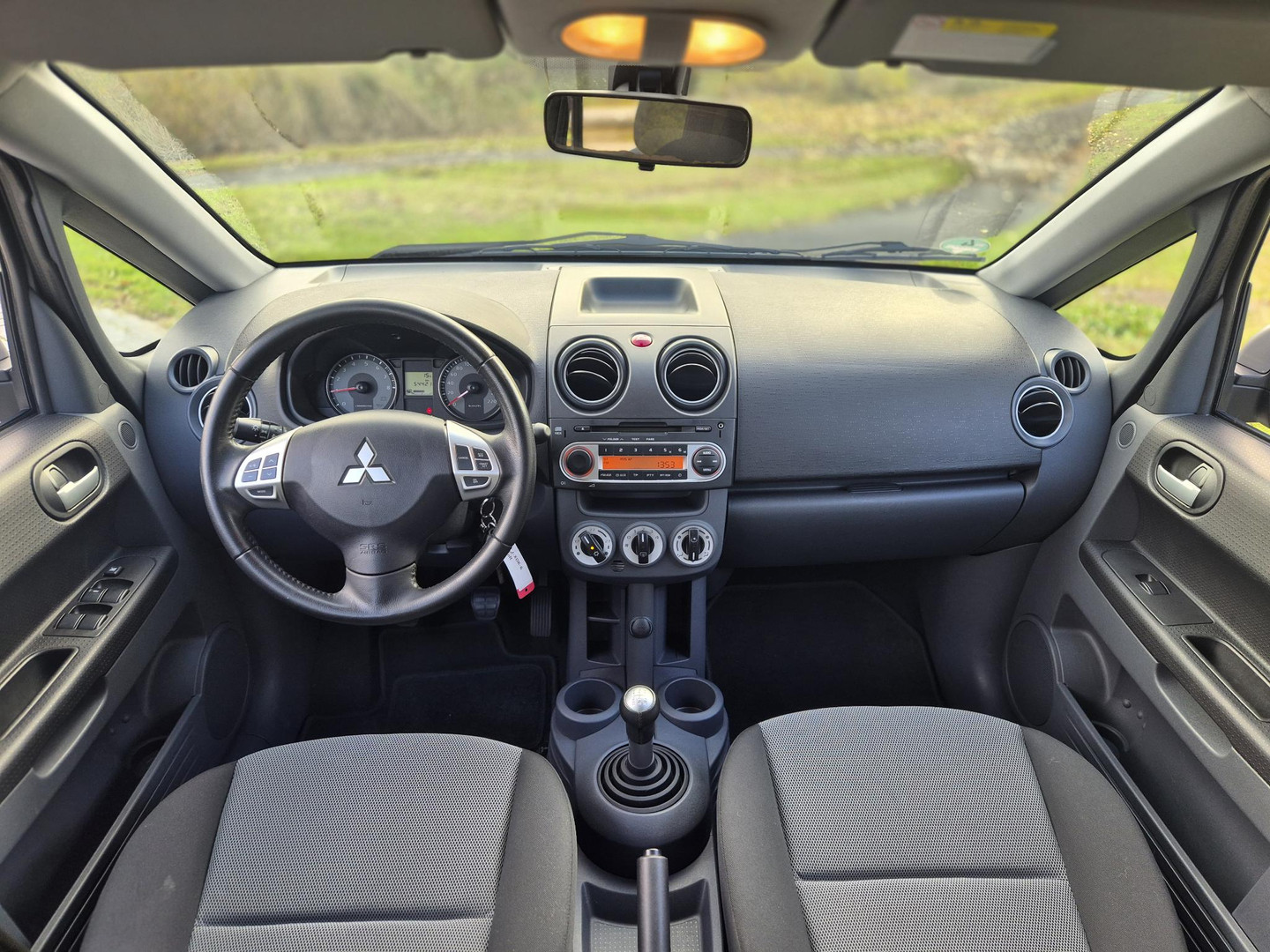 Mitsubishi Mitsubishi