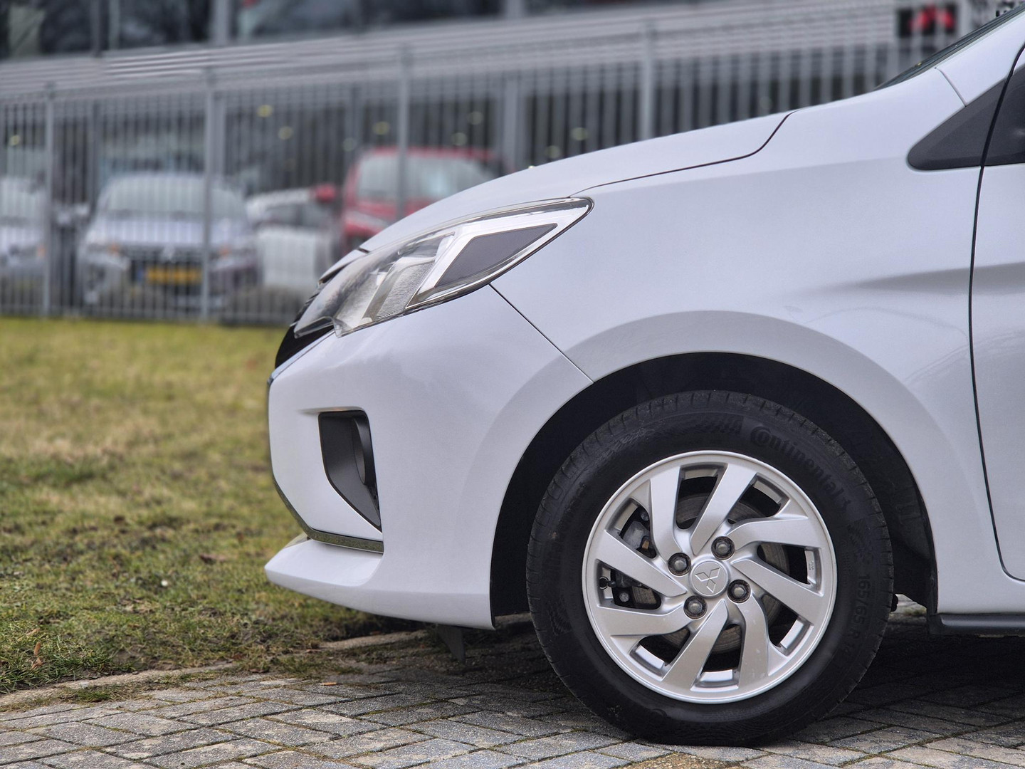 Mitsubishi Mitsubishi