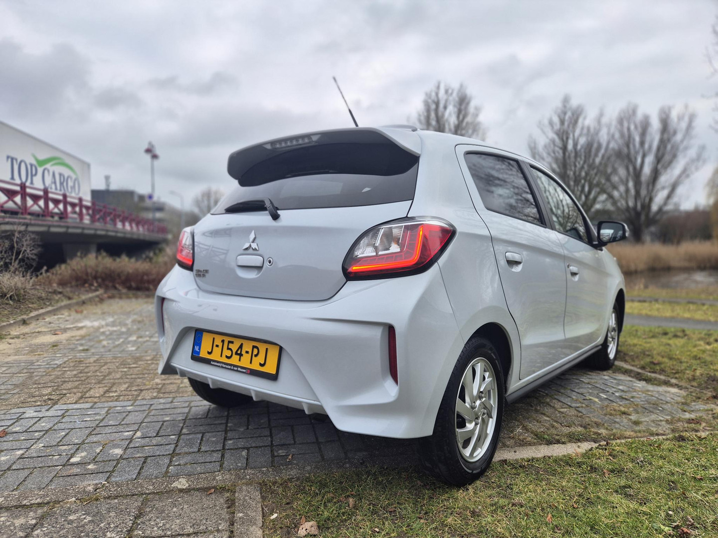 Mitsubishi Mitsubishi