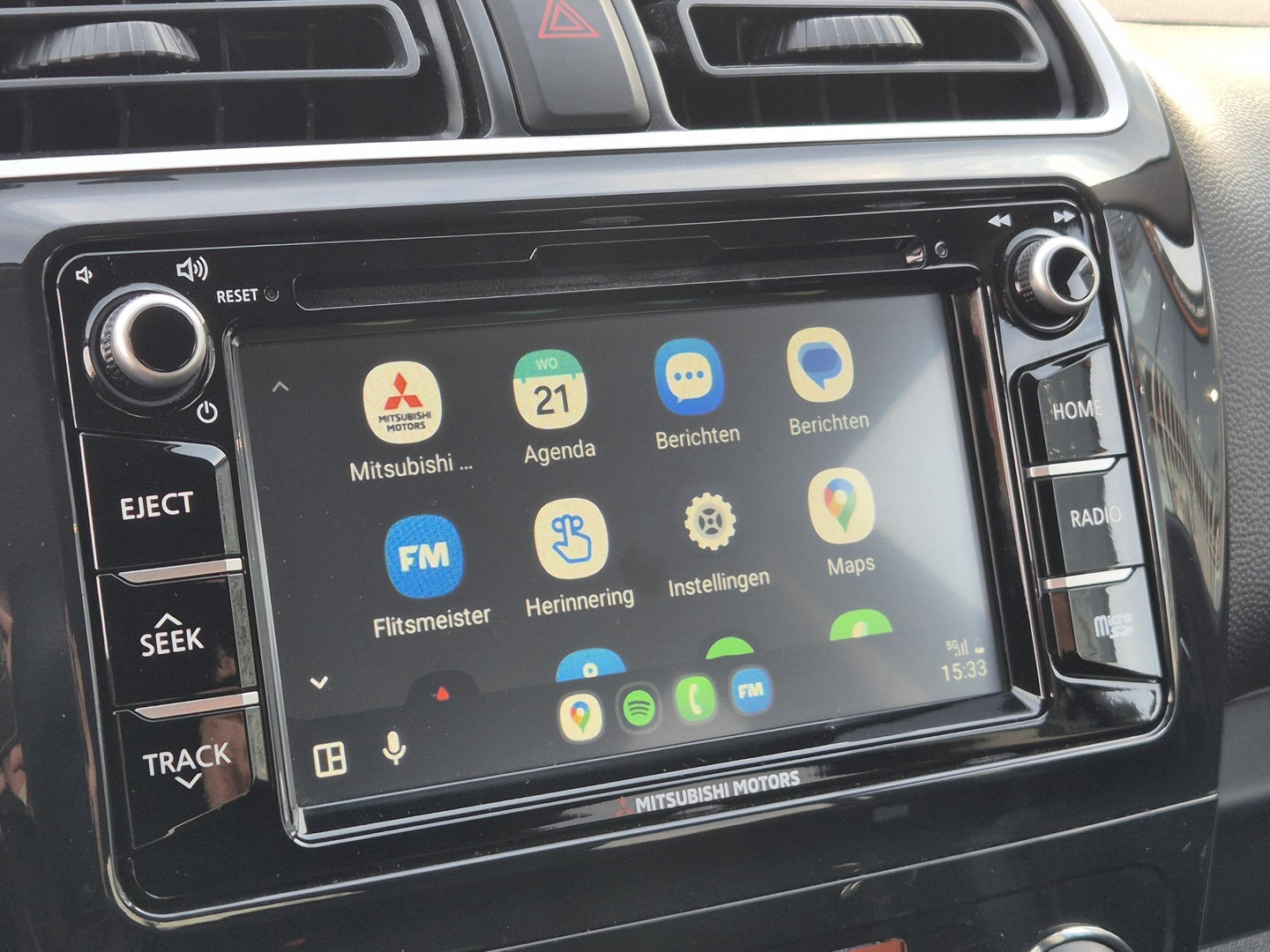 Mitsubishi Mitsubishi