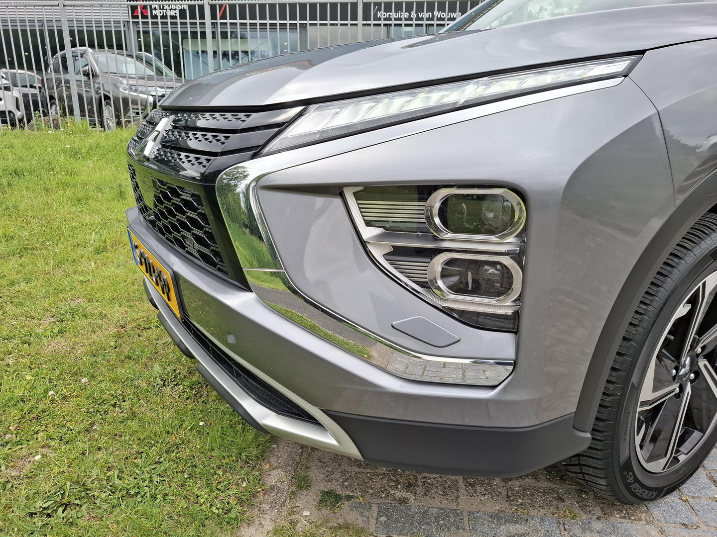 Mitsubishi Mitsubishi