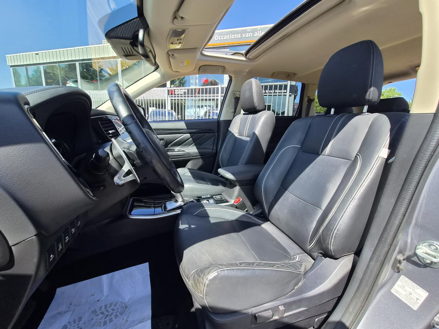 Mitsubishi Mitsubishi