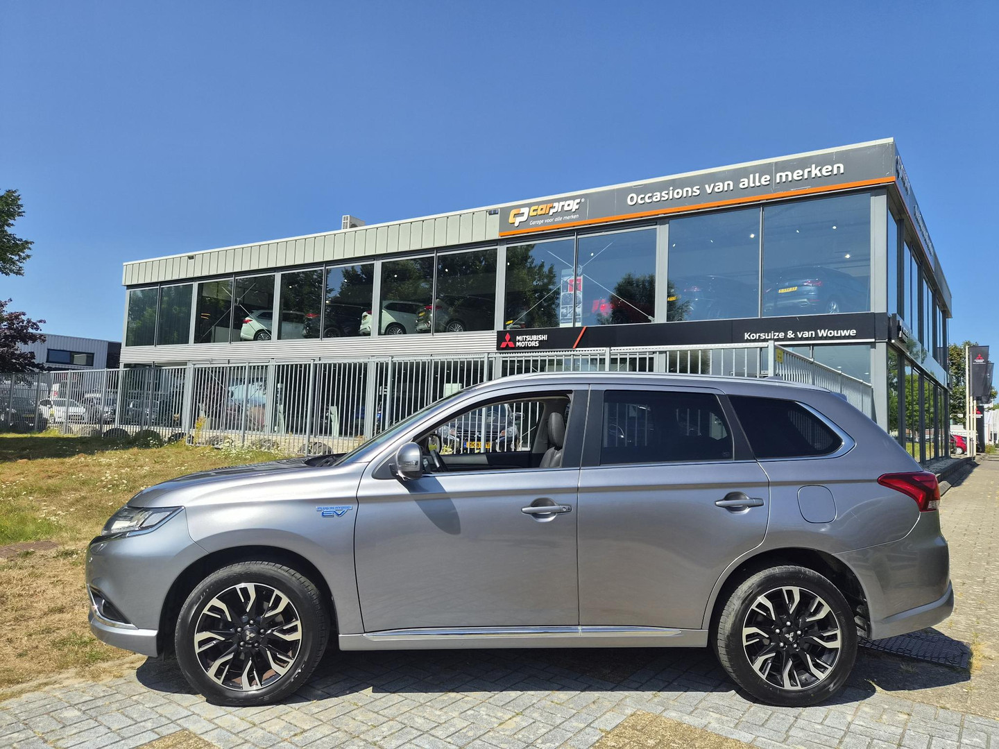 Mitsubishi Mitsubishi