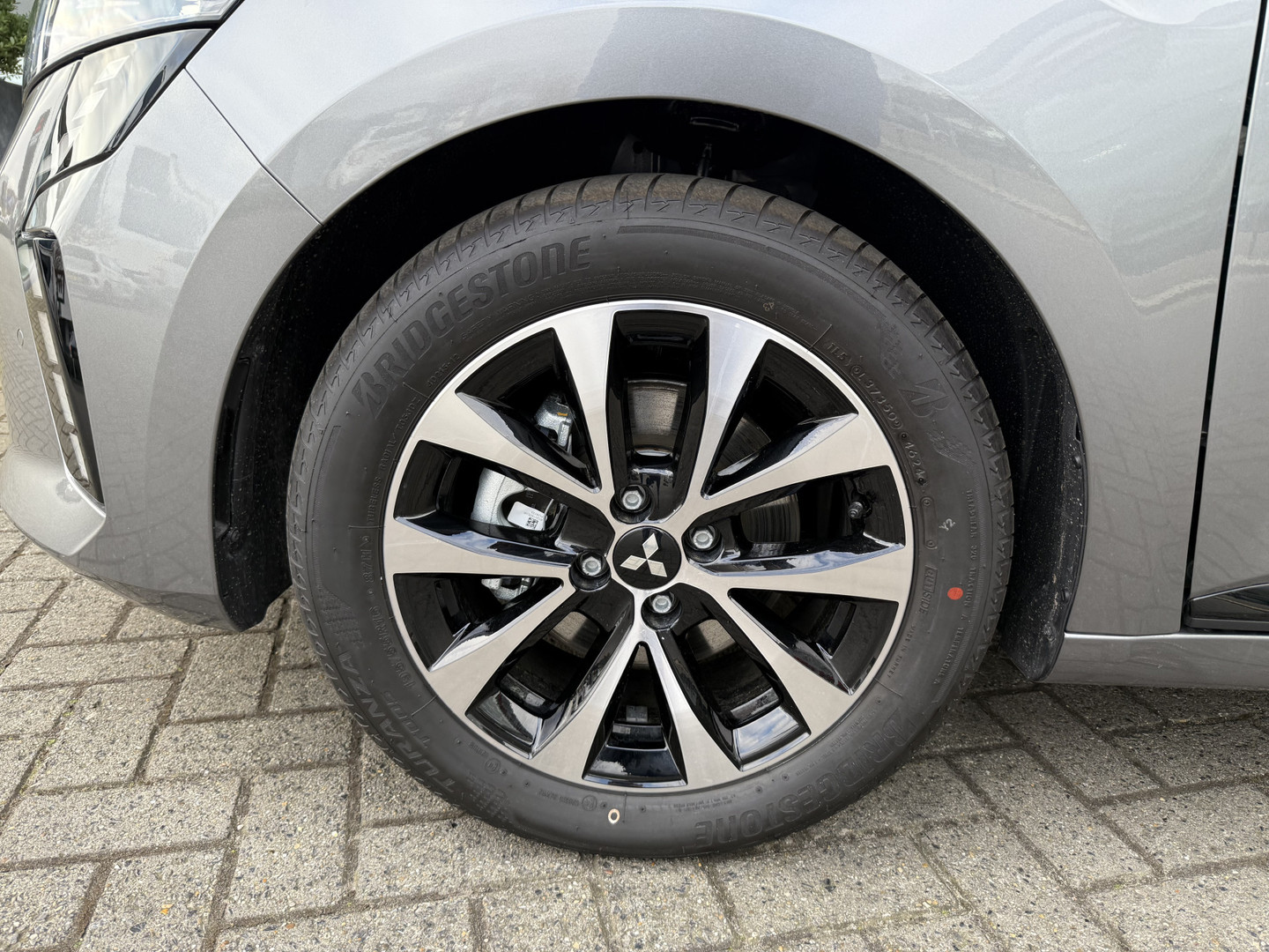 Mitsubishi Mitsubishi