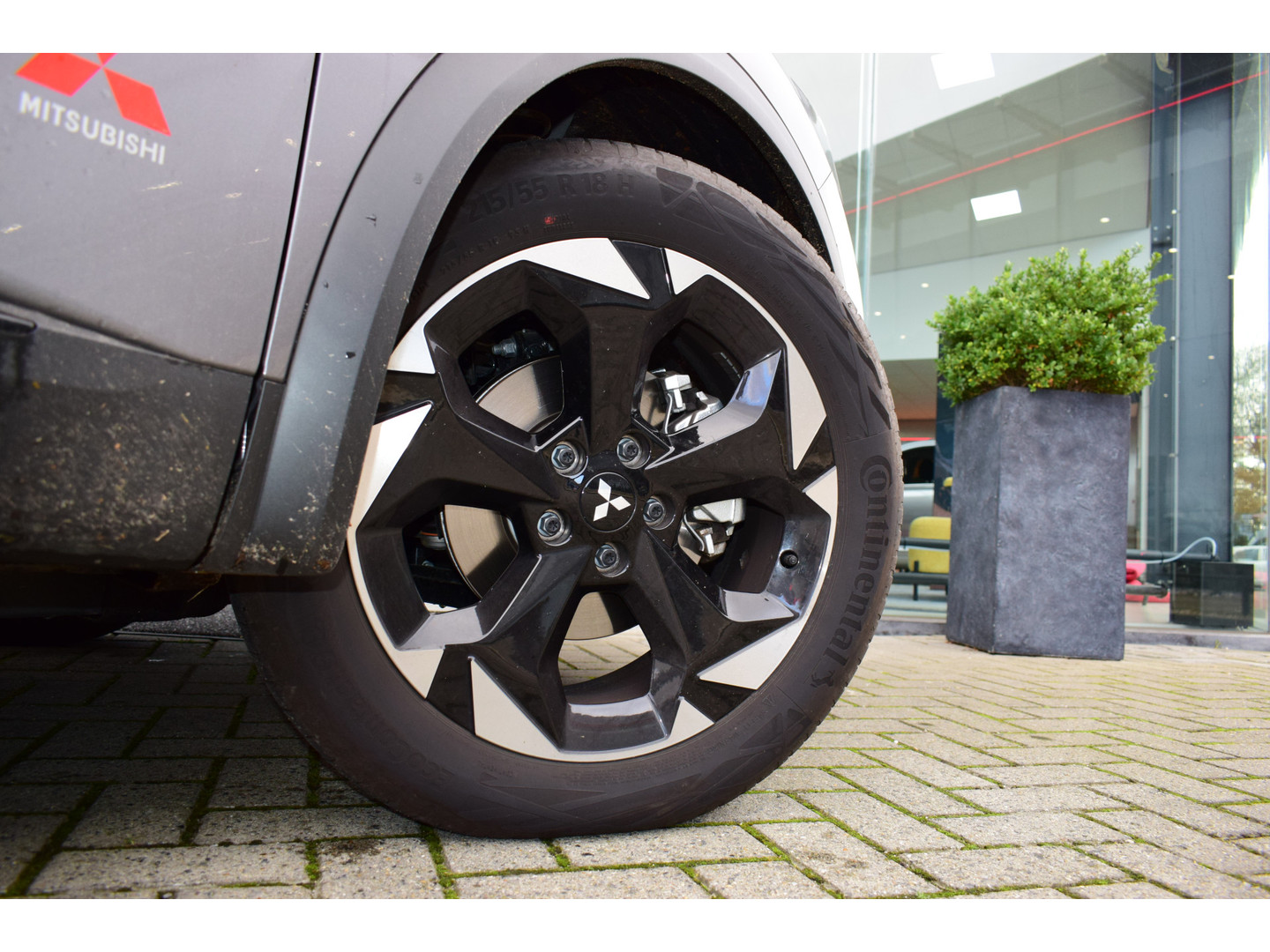 Mitsubishi Mitsubishi