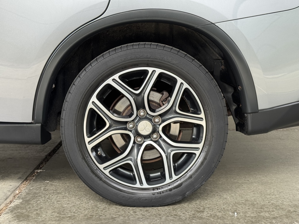 Mitsubishi Mitsubishi