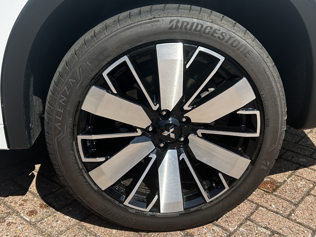 Mitsubishi Mitsubishi