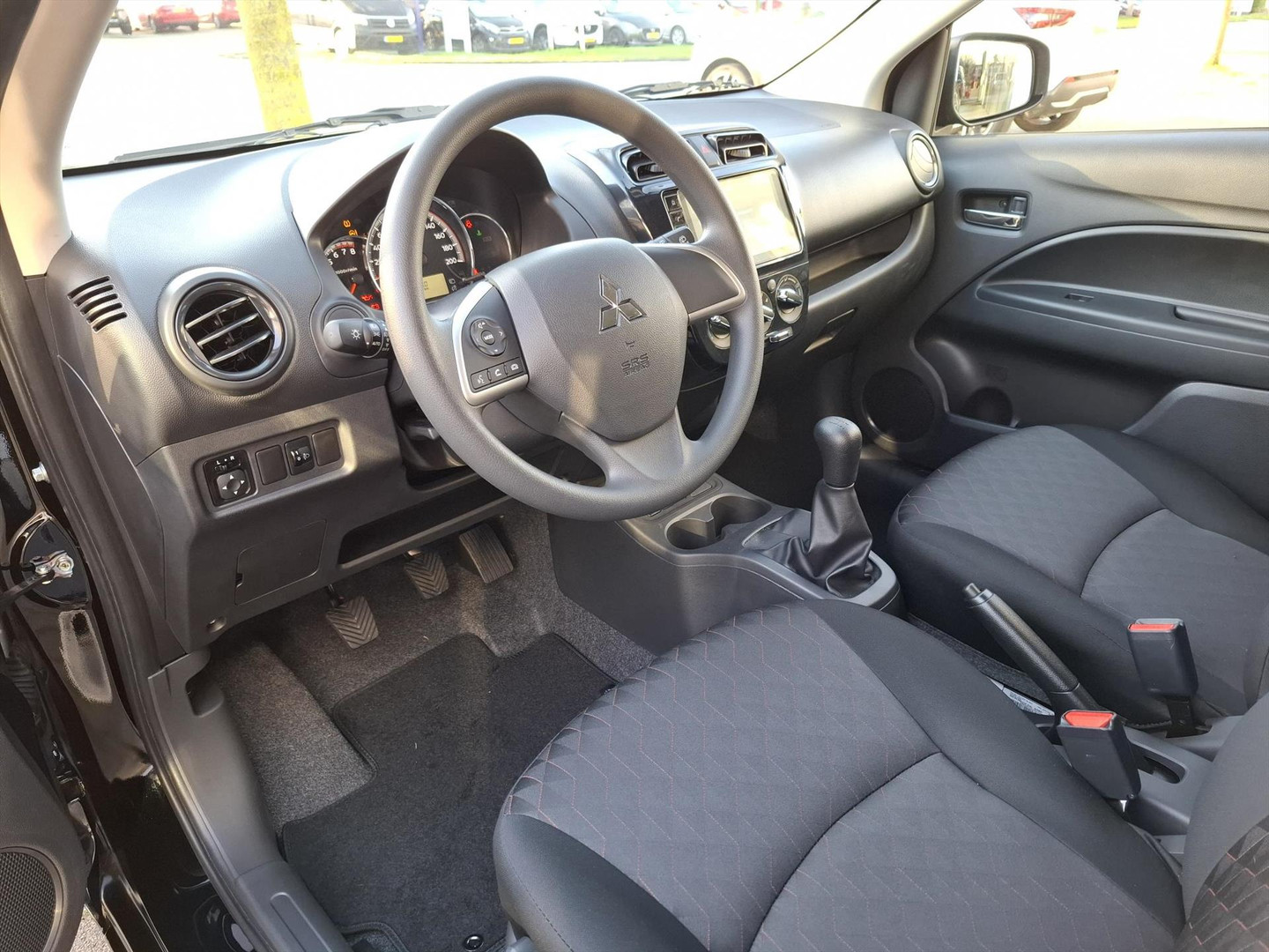 Mitsubishi Mitsubishi