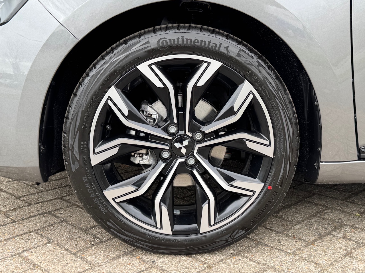 Mitsubishi Mitsubishi