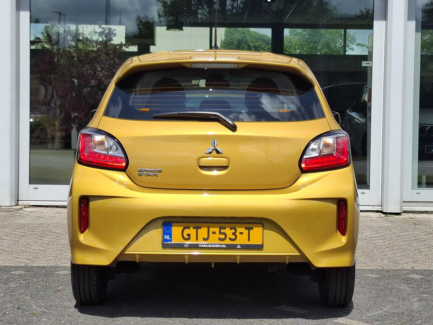 Mitsubishi Mitsubishi