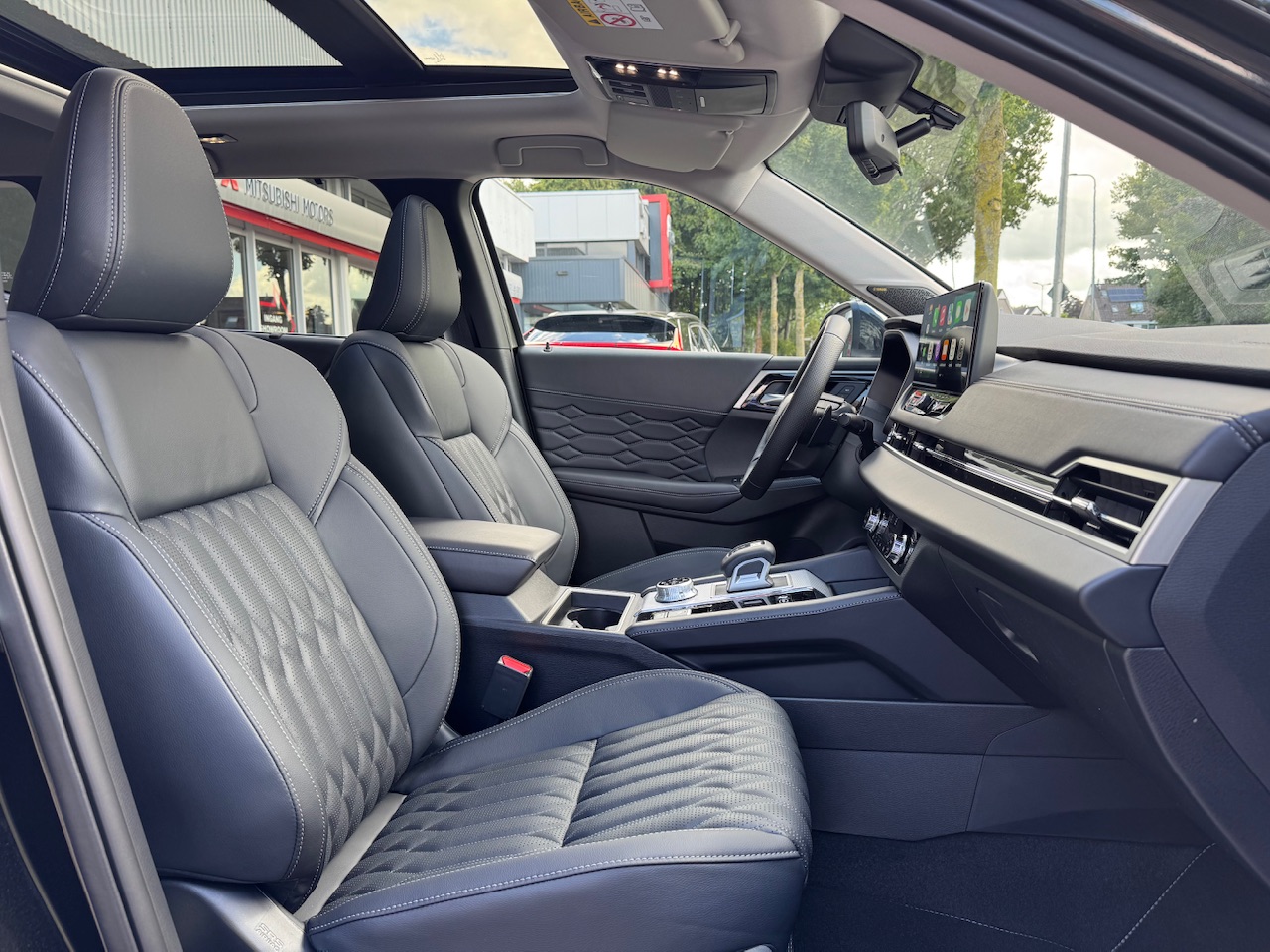 Mitsubishi Mitsubishi