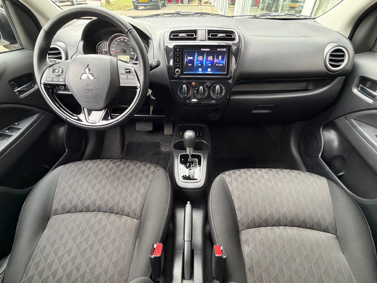 Mitsubishi Mitsubishi