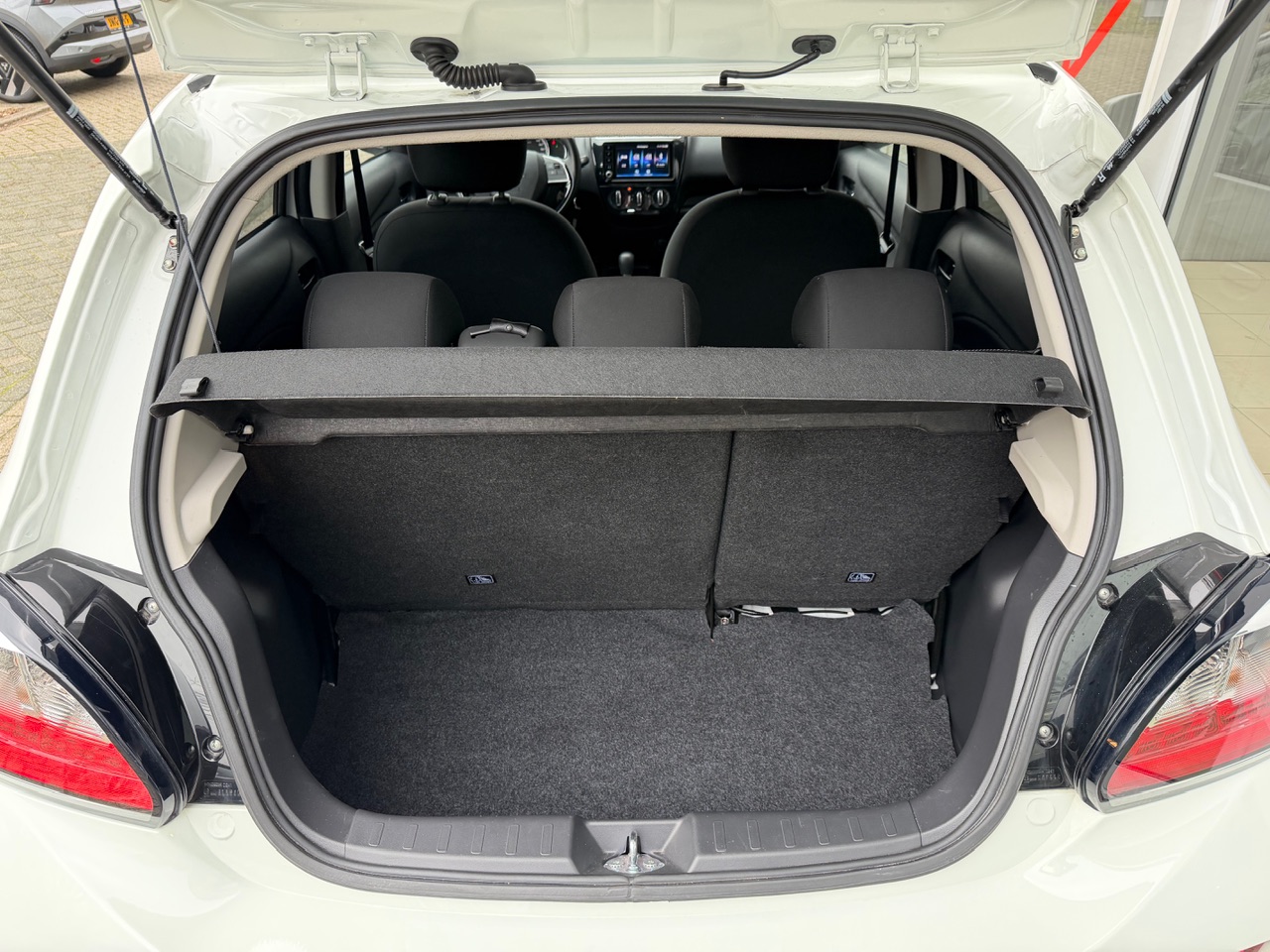 Mitsubishi Mitsubishi