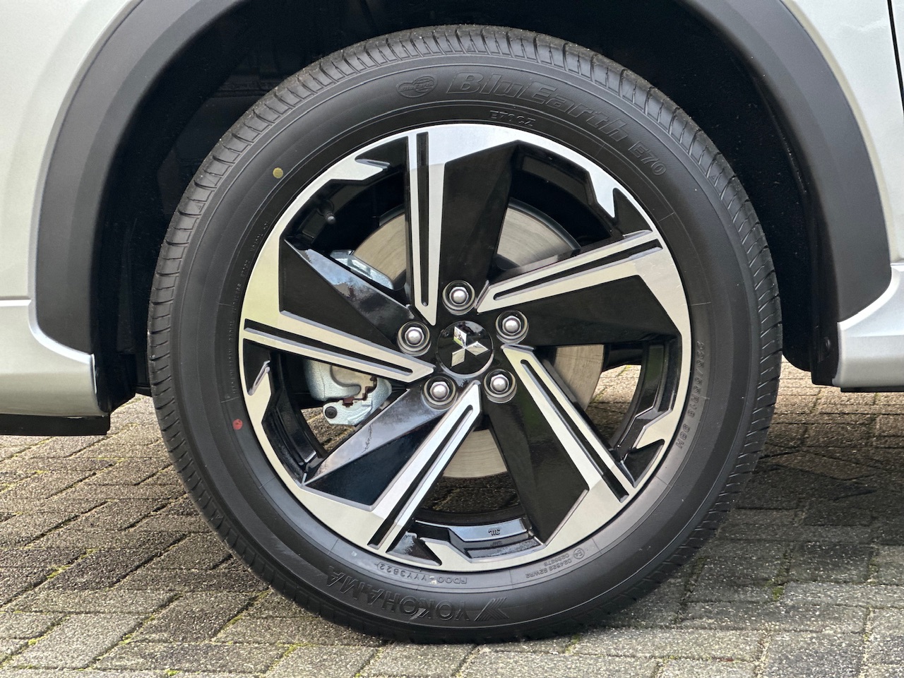 Mitsubishi Mitsubishi