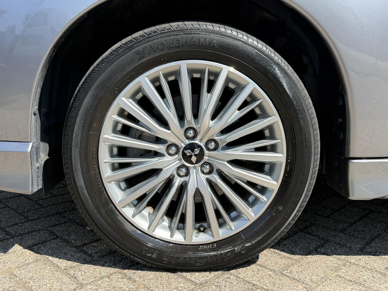 Mitsubishi Mitsubishi