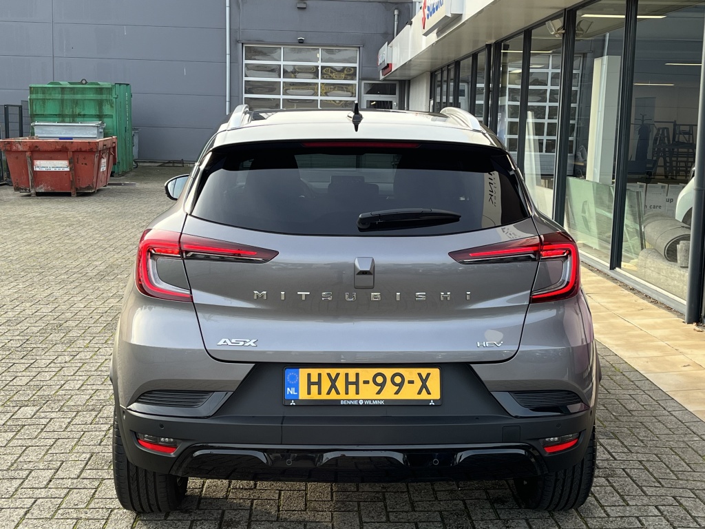 Mitsubishi Mitsubishi