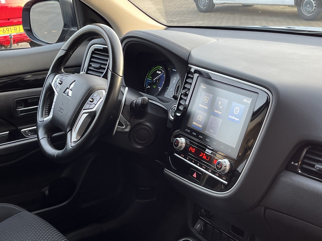 Mitsubishi Mitsubishi