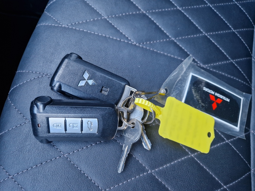 Mitsubishi Mitsubishi