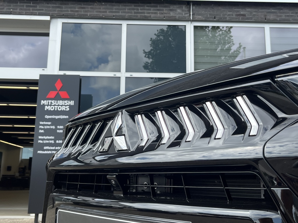 Mitsubishi Mitsubishi