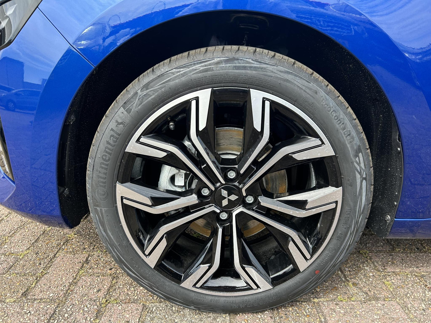 Mitsubishi Mitsubishi