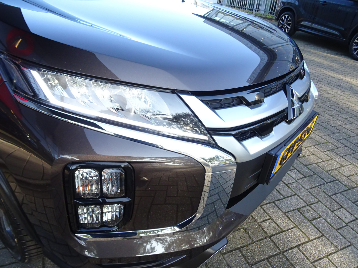 Mitsubishi Mitsubishi