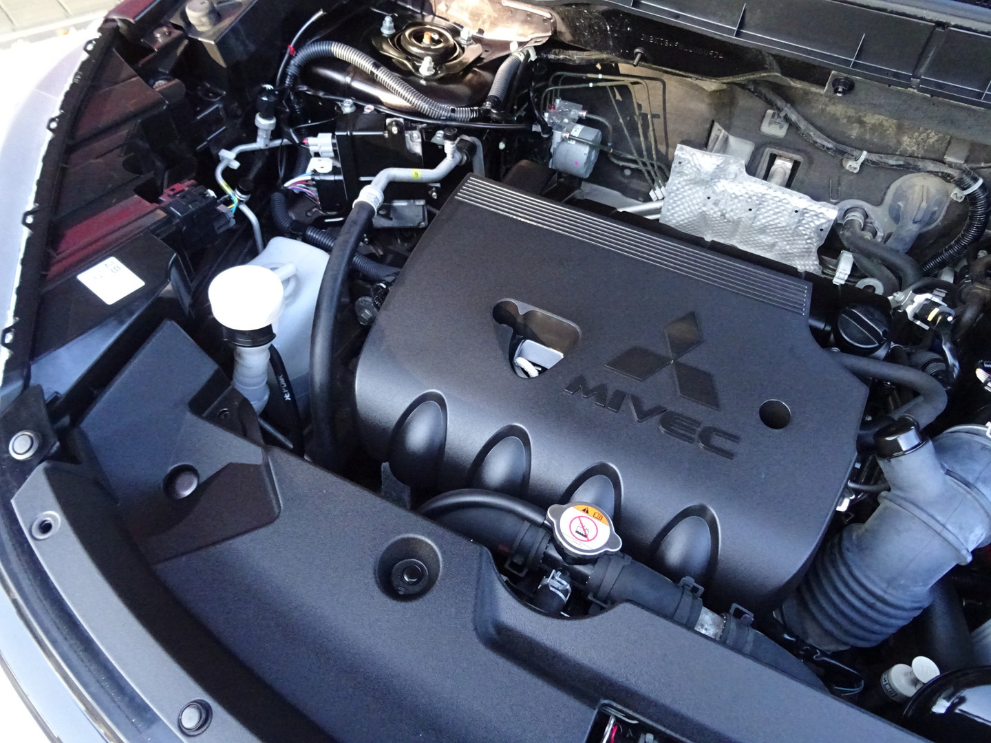 Mitsubishi Mitsubishi
