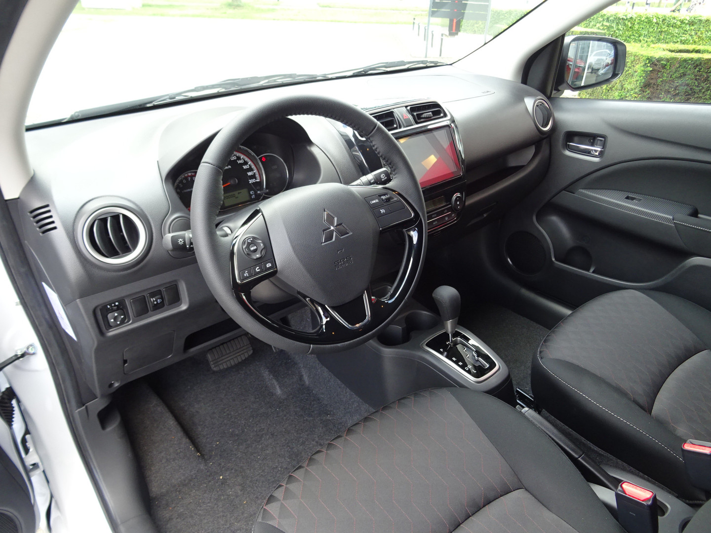 Mitsubishi Mitsubishi