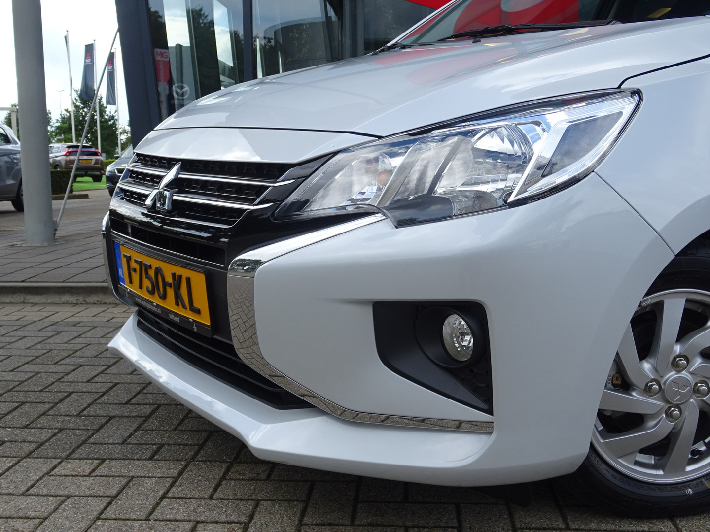Mitsubishi Mitsubishi