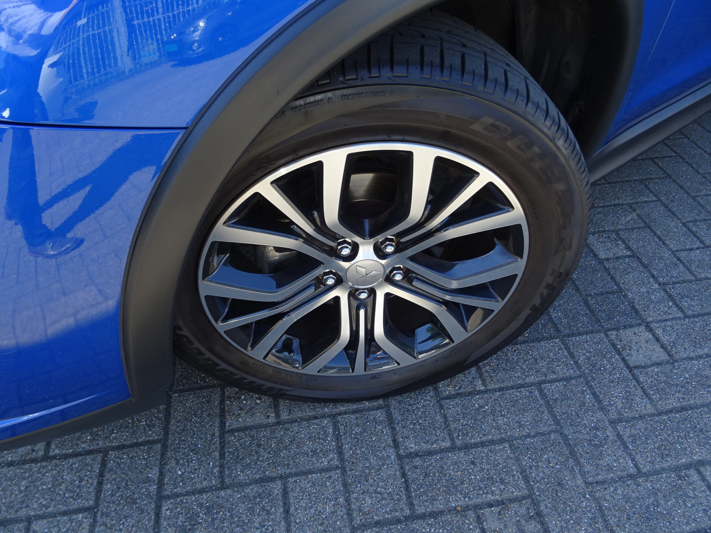 Mitsubishi Mitsubishi