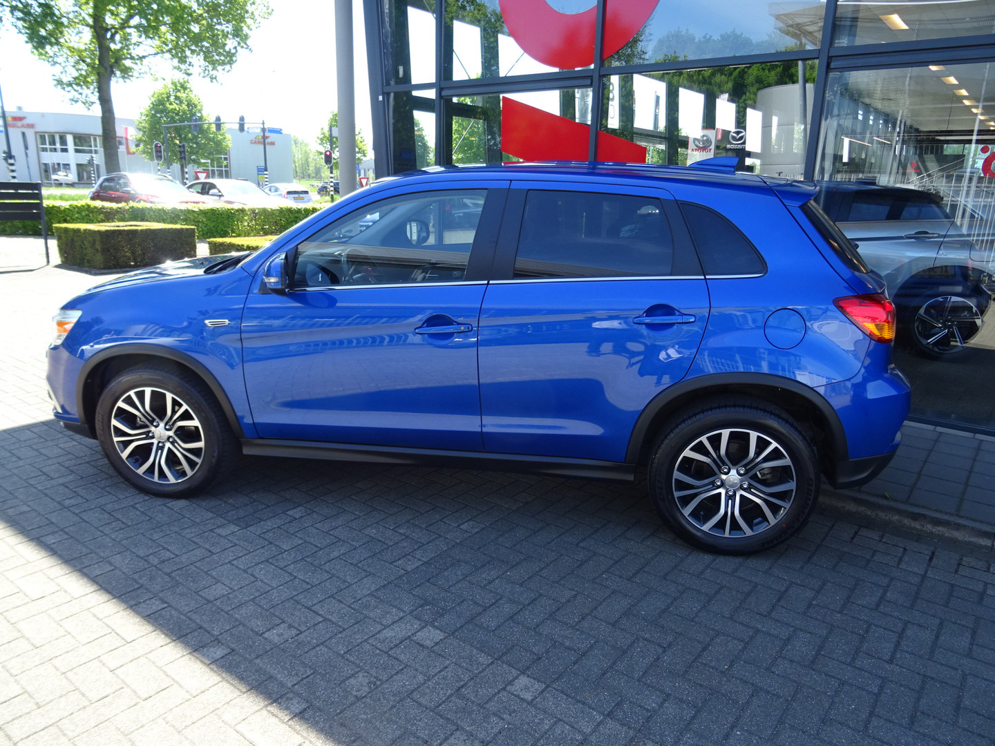 Mitsubishi Mitsubishi