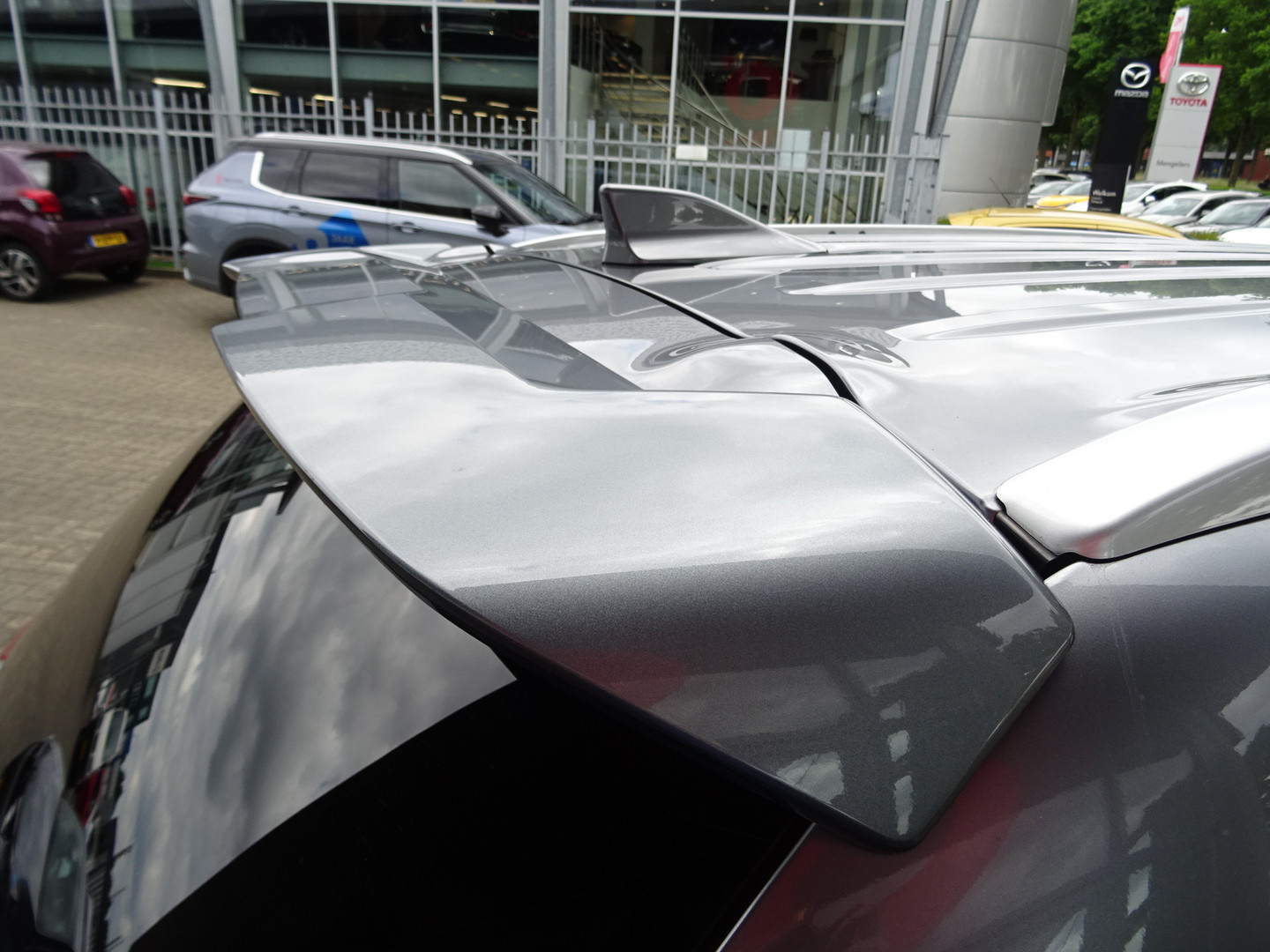 Mitsubishi Mitsubishi