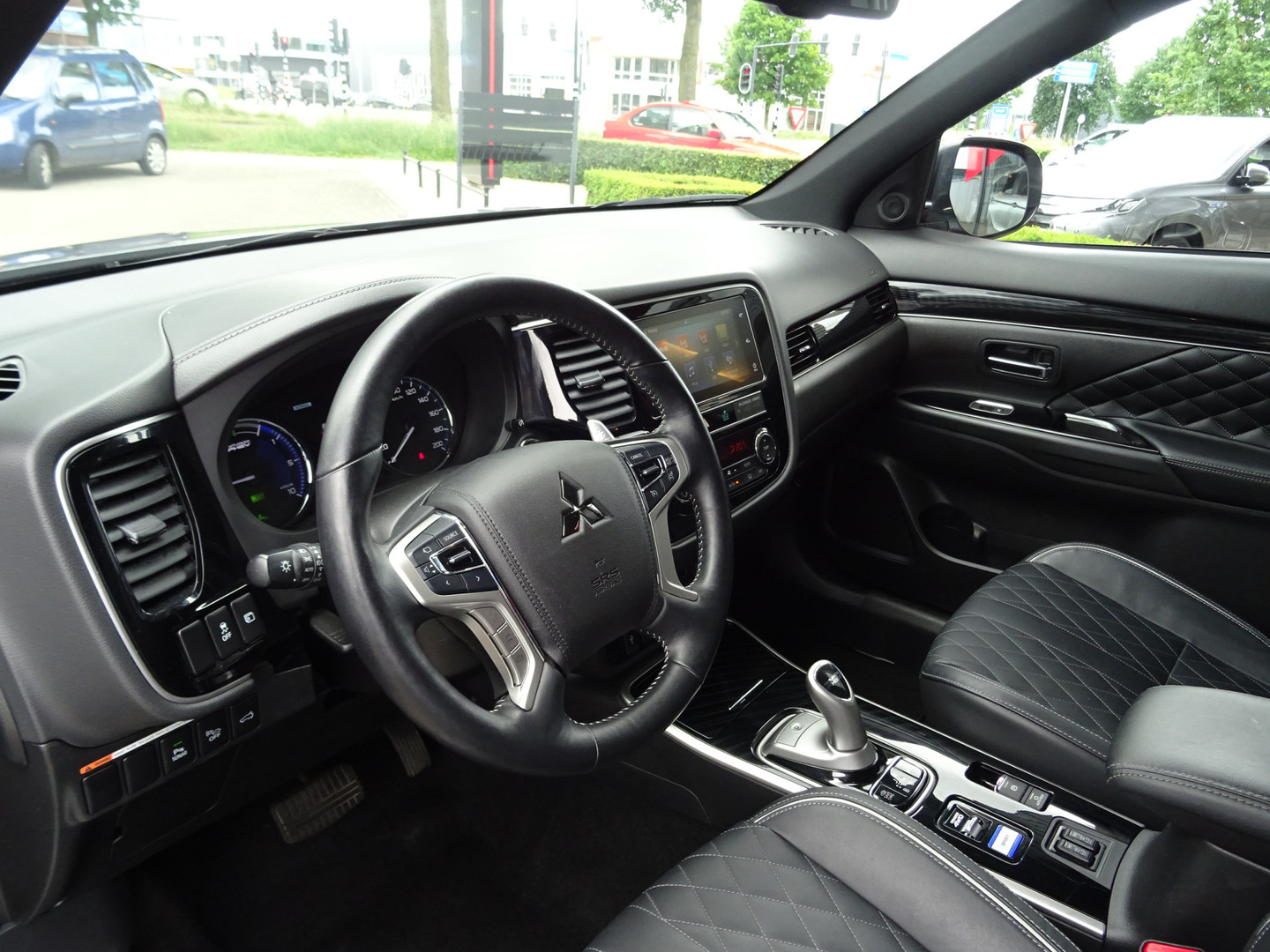 Mitsubishi Mitsubishi
