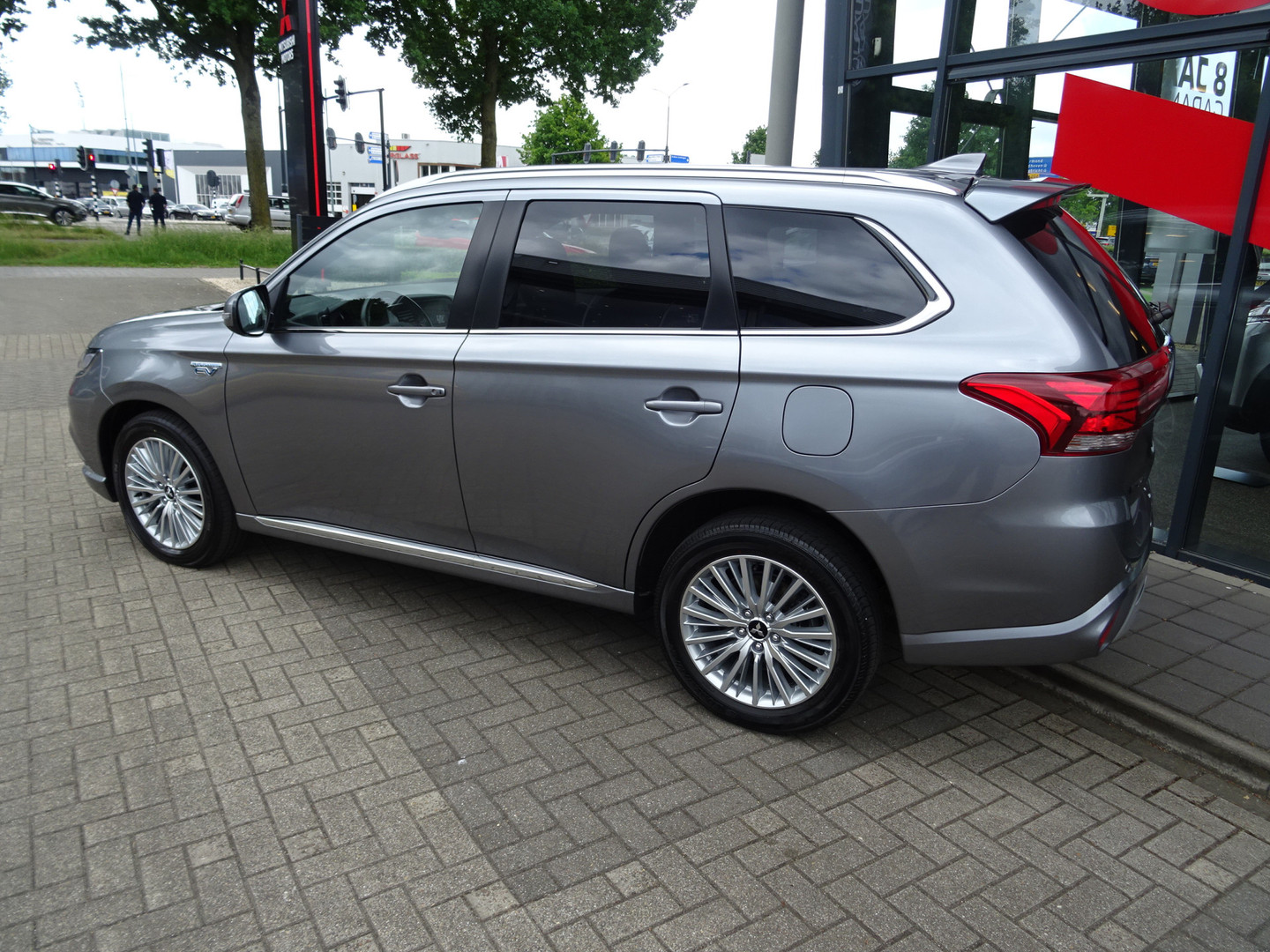 Mitsubishi Mitsubishi