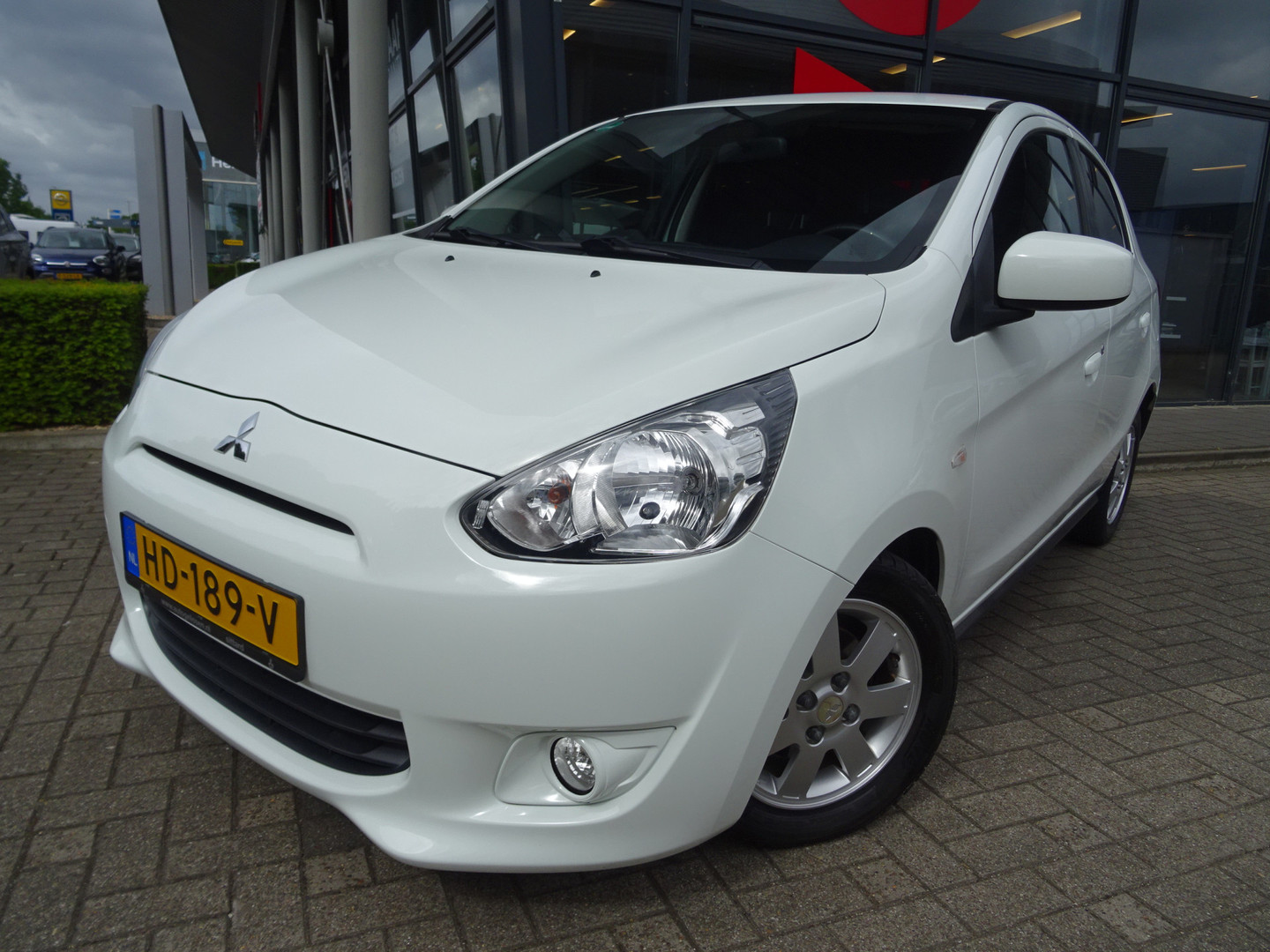 Mitsubishi Mitsubishi