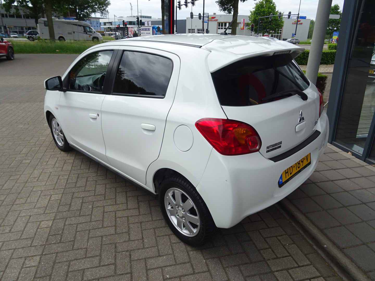 Mitsubishi Mitsubishi