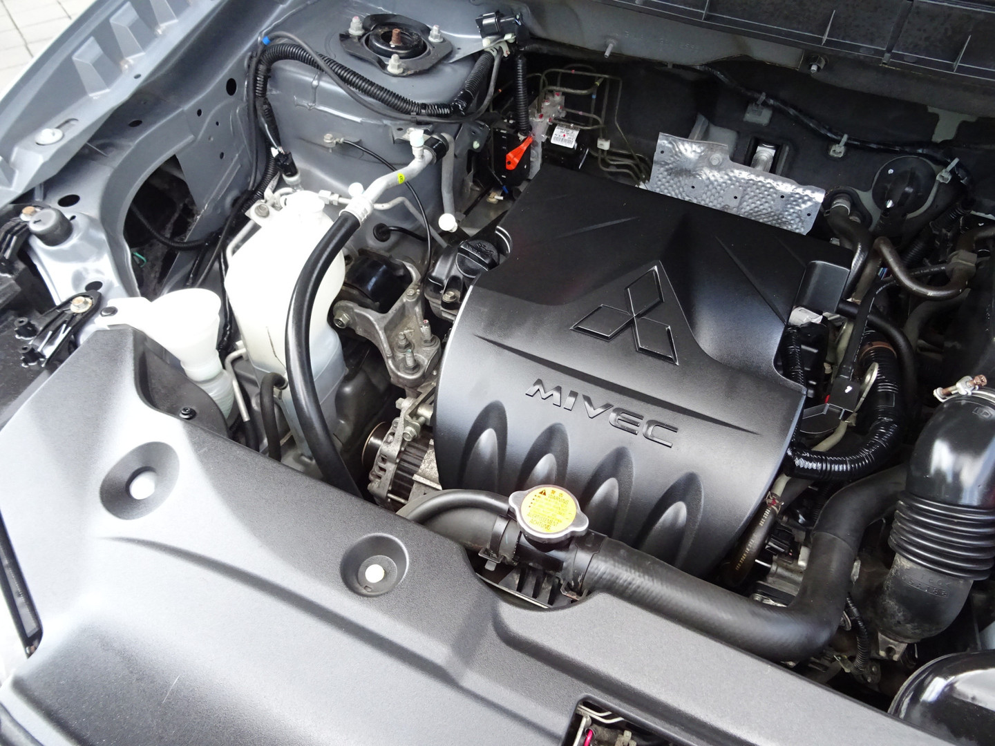 Mitsubishi Mitsubishi