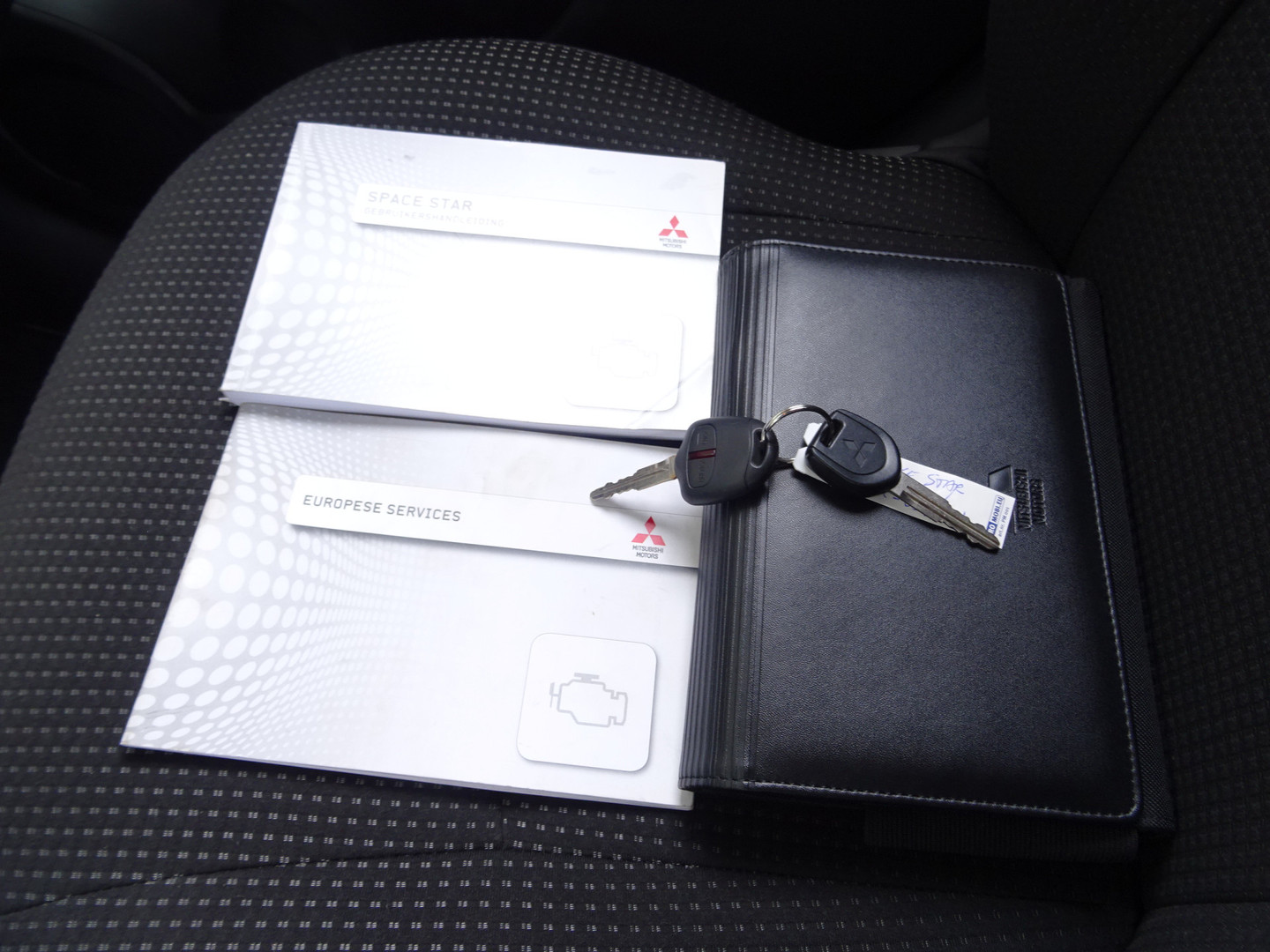 Mitsubishi Mitsubishi