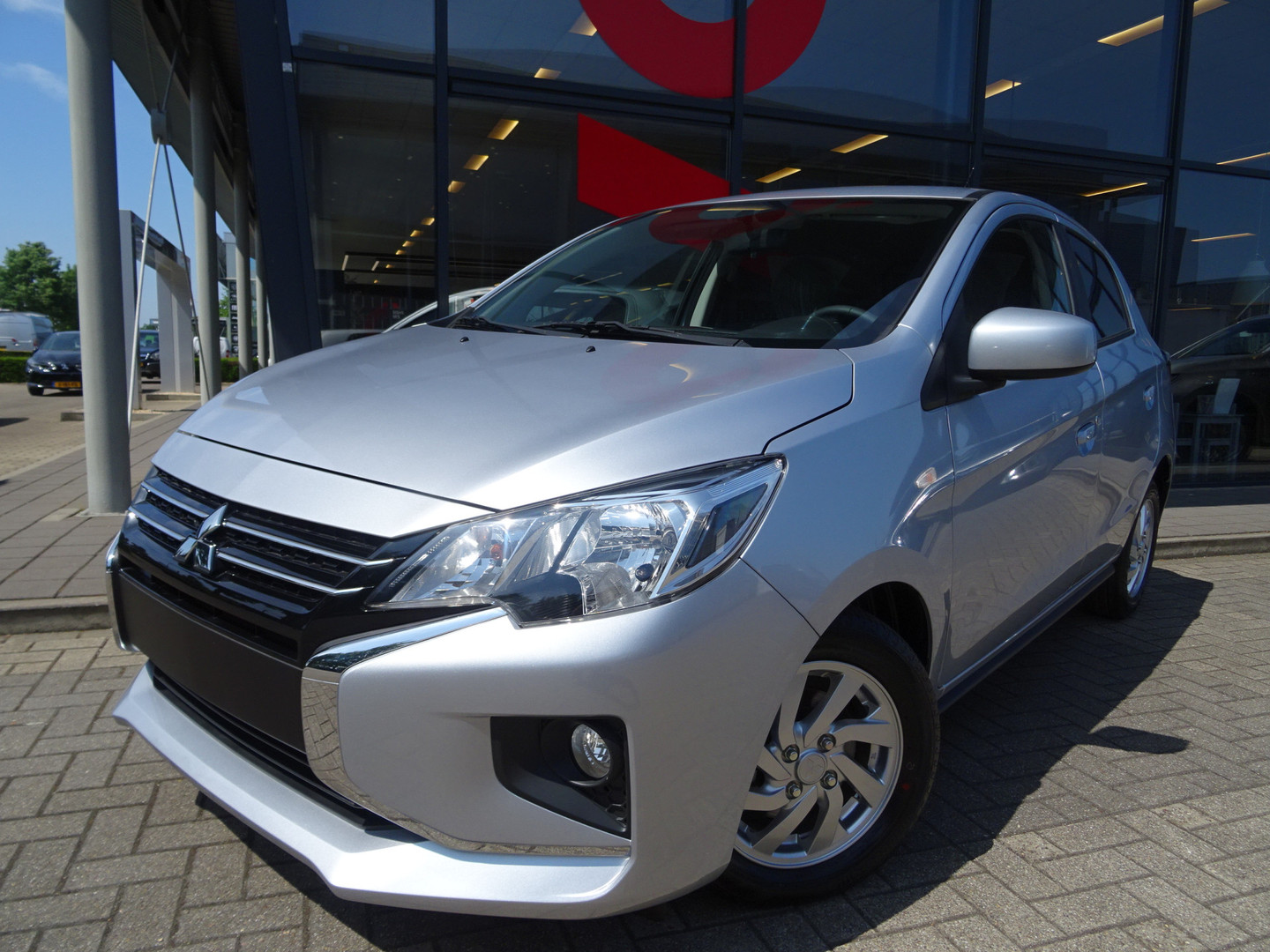 Mitsubishi Mitsubishi