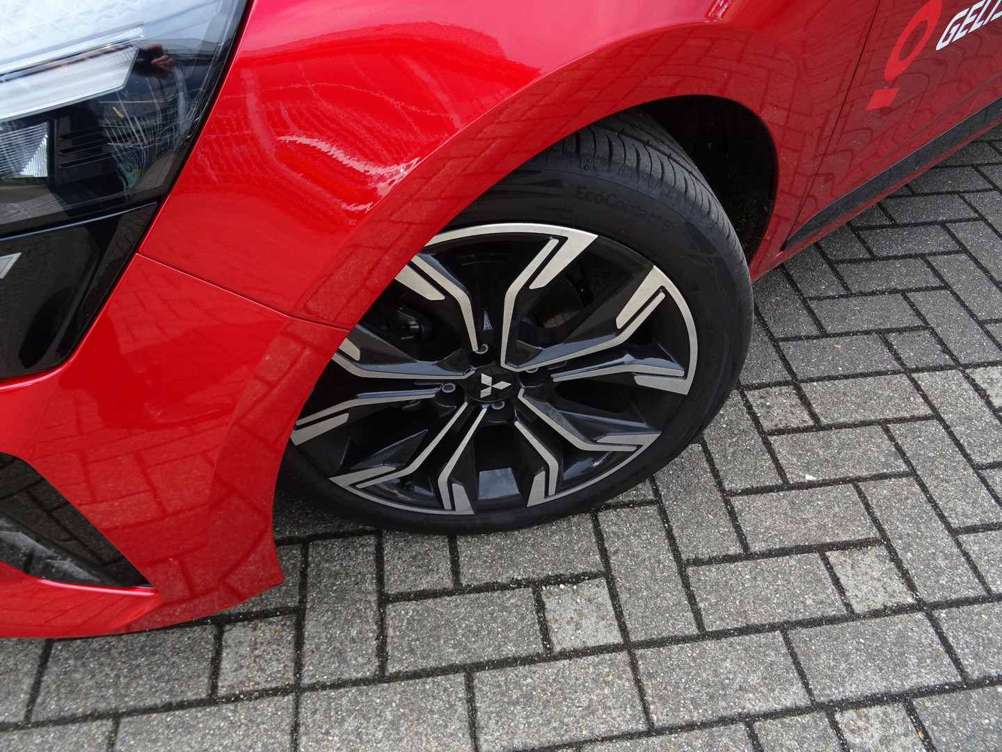 Mitsubishi Mitsubishi