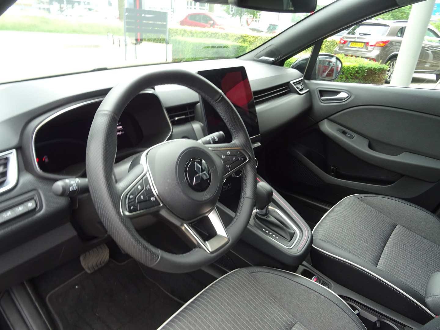 Mitsubishi Mitsubishi