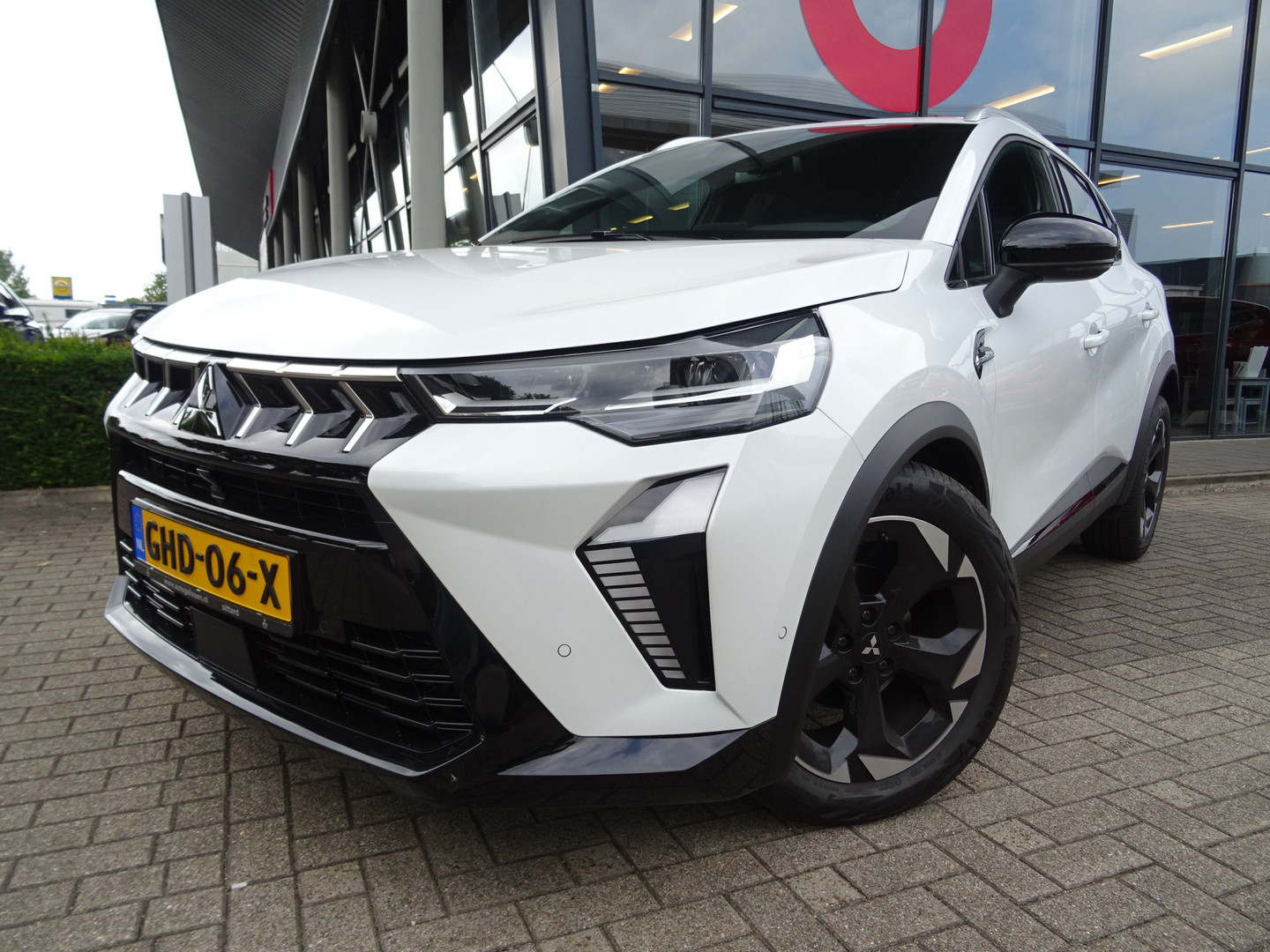 Mitsubishi Mitsubishi