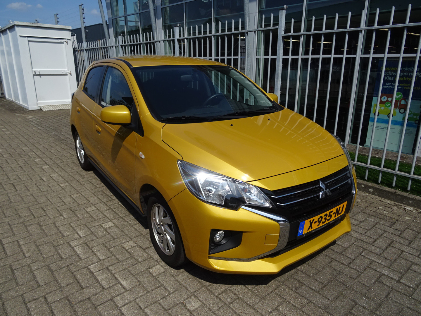 Mitsubishi Mitsubishi
