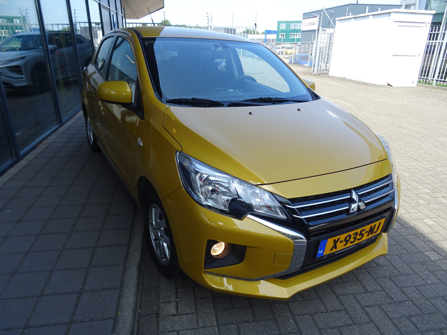 Mitsubishi Mitsubishi