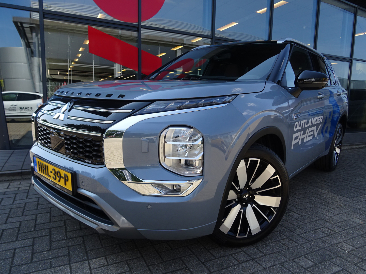 Mitsubishi Mitsubishi