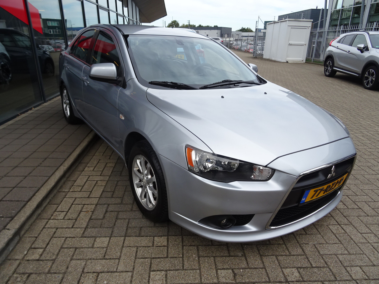 Mitsubishi Mitsubishi