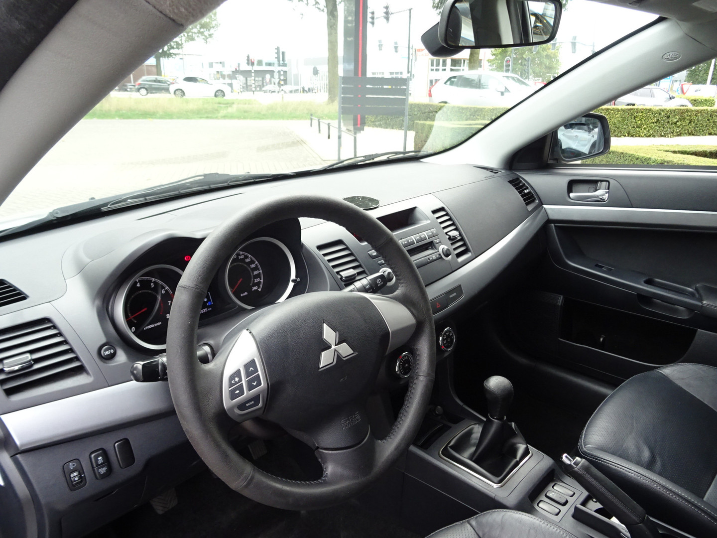 Mitsubishi Mitsubishi