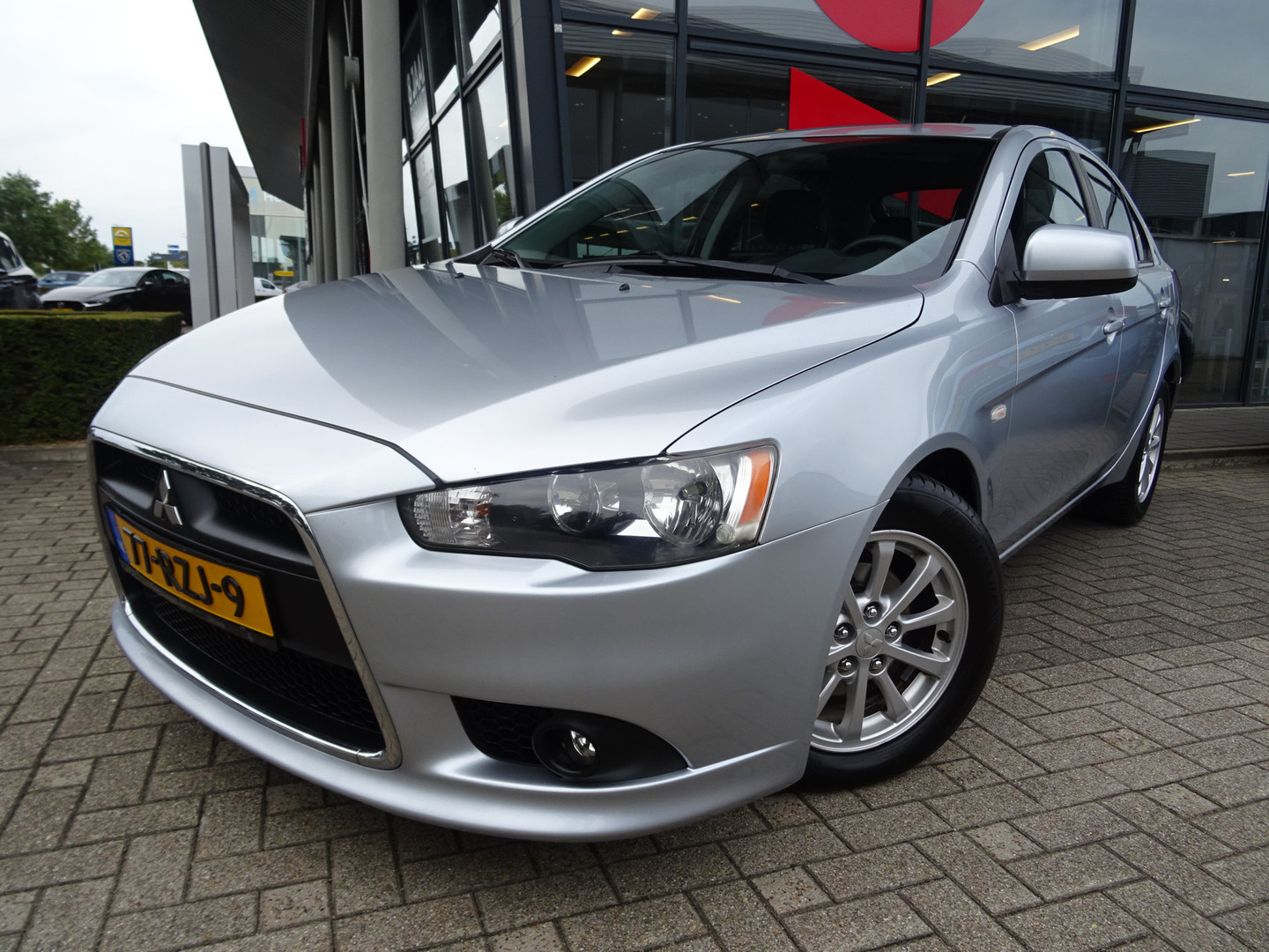 Mitsubishi Mitsubishi