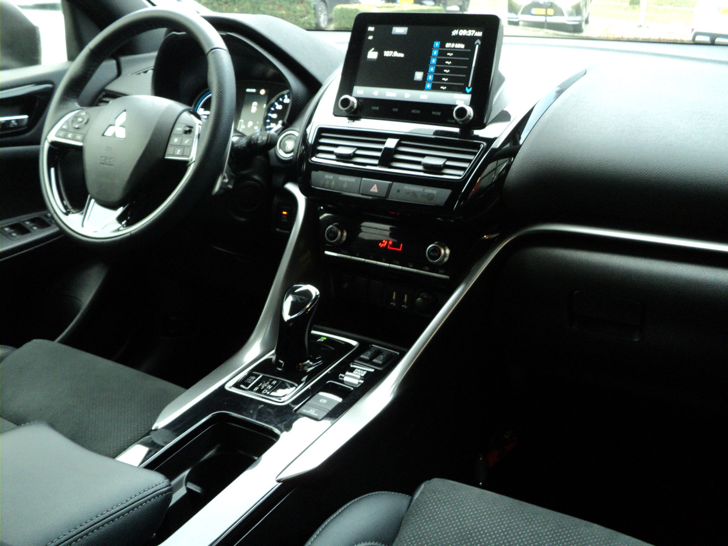 Mitsubishi Mitsubishi